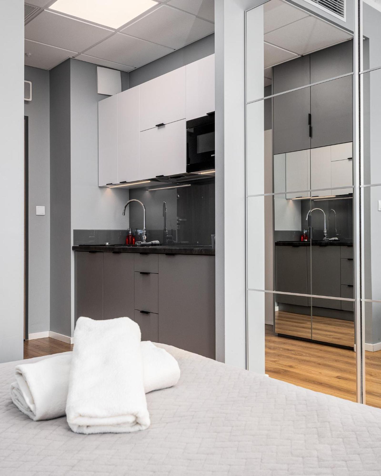 Prymasa Tysiaclecia 83A City Center View Free Garage By Perfect Apart 920 Варшава Екстер'єр фото